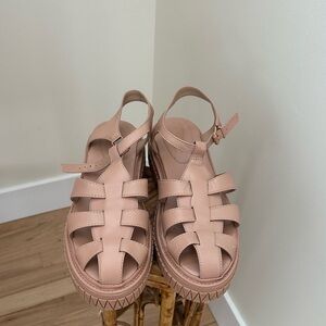 Schutz women’s sandals 

Size 9.5 
Worn once